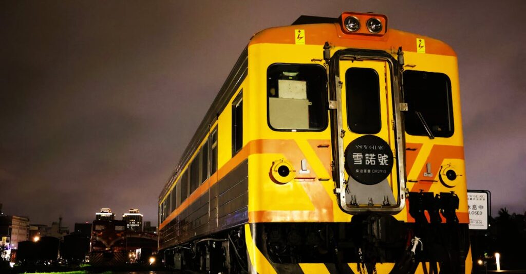 漫画『国宝』1巻の表紙。若き喜久雄が任侠の家に生まれ、歌舞伎の世界に踏み出す第一歩を象徴するビジュアル。