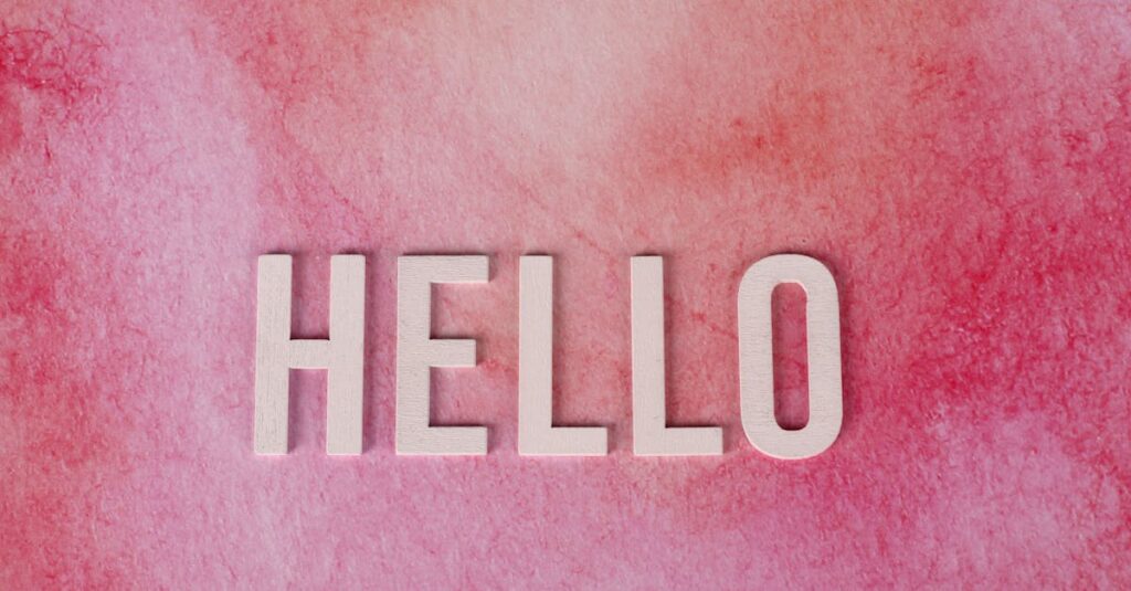 『夢中さ、きみに』の世界観と登場人物の雰囲気を紹介するビジュアル。静かな高校生活を描く青春作品。