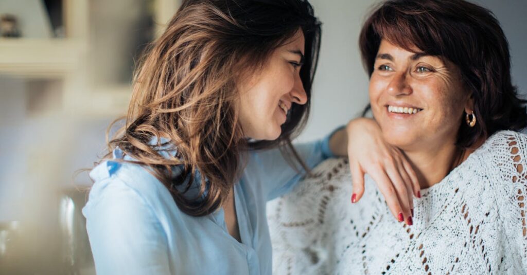 喜久雄と俊介の関係性が描かれた感情的なシーン。友情とライバル関係の狭間を表現。