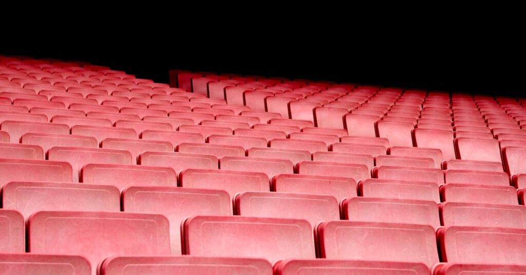 能と『国宝』に共通する精神性。静と動、現実と夢が交差する舞台芸術の美。