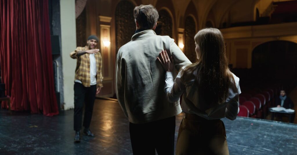 『夢中さ、きみに。』で光るキャストの演技と共鳴する空気感を表現したビジュアル。登場人物間の微妙な距離とつながり。