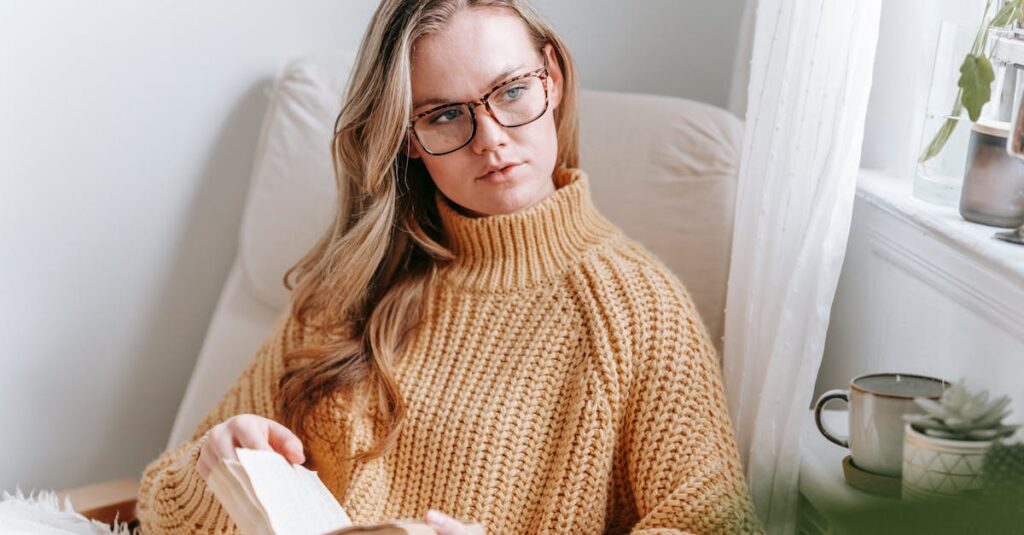 静かにページをめくるひとり。読むたびに、呼吸が整っていく感覚。