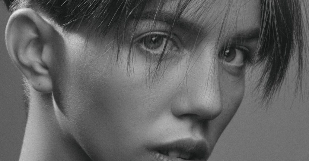 『夢中さ、きみに』ドラマ版キャラクターの微細な表情が感情をにじませる様子。解釈の余白を残す演出。