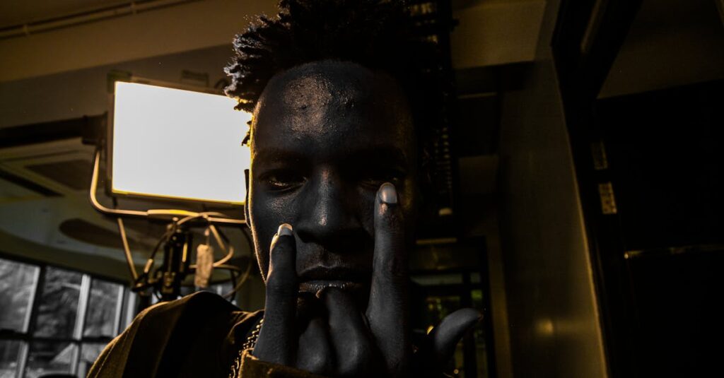 蟹座、蠍座、魚座に該当する感受性豊かなアニメキャラたちの静かな感情と絆を表すイメージ。