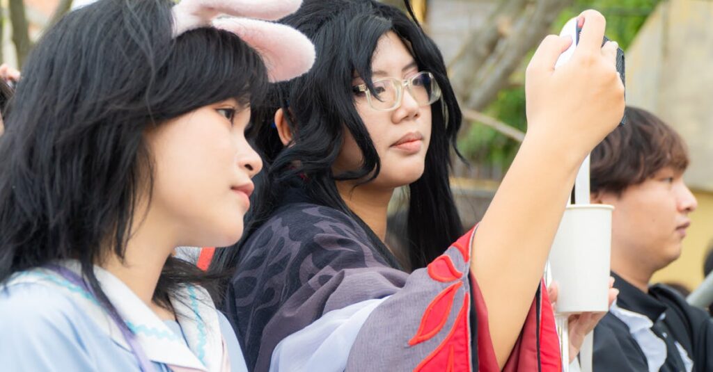 田端花が自己受容に目覚めていく瞬間を象徴する、柔らかな光に包まれたアニメシーン。