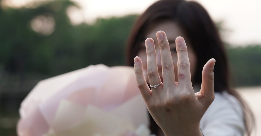 婚約破棄という選択の重さ。その瞬間、彼の心の中で何が起きていたのか。