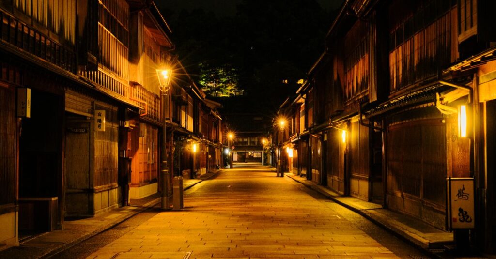 江戸時代の縁日の屋台と人々のにぎわい