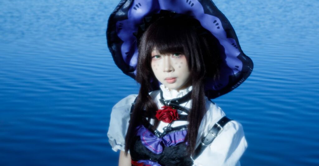 激しい水の魔法がぶつかり合う対決シーン