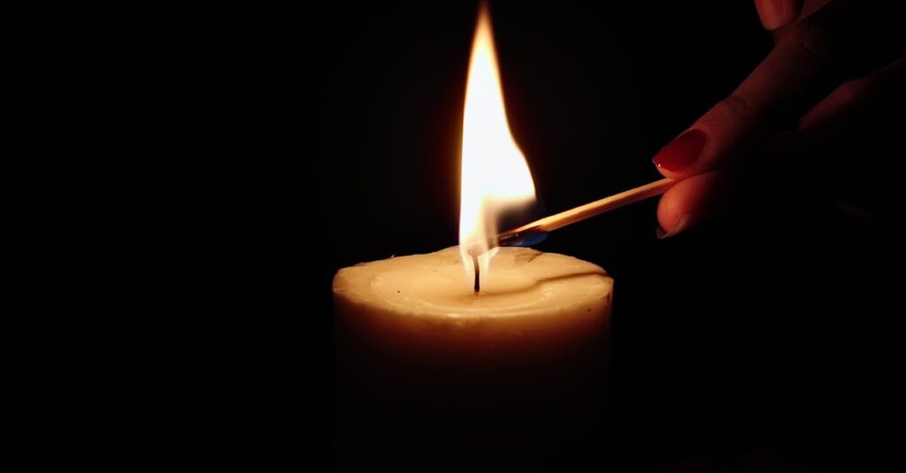 少しずつしか変われない日常の中で、それでも前を向こうとする静かな時間