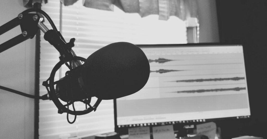 声優の声が感情を乗せて届く瞬間。声が揺れると、こちらの感情も揺れ始める。