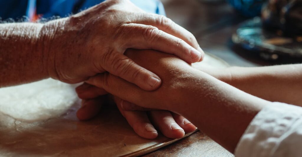 友人との関係性の中で少しずつ自己肯定感を取り戻していく女子高生の姿が描かれたシーン。