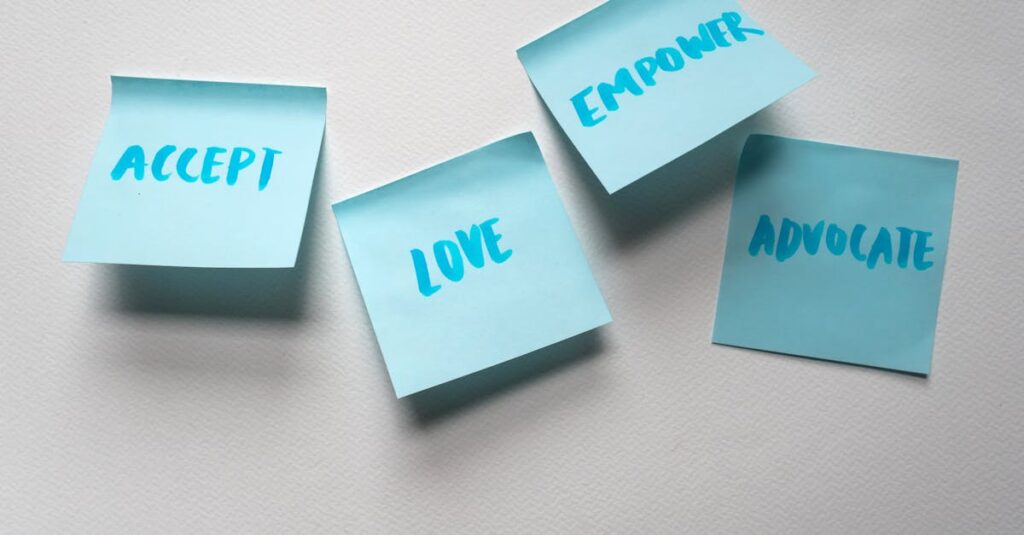 自分を肯定できるようになった女子高生が穏やかな笑顔を見せる感動的なアニメのラストシーン。