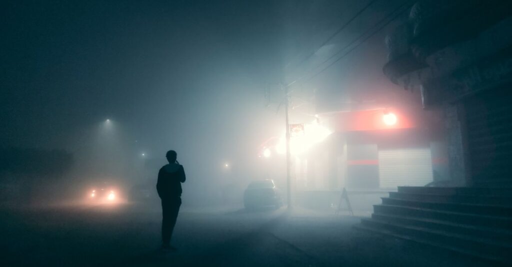 笑っていた人がひとりになったとき、少しだけ本音が見えることがある