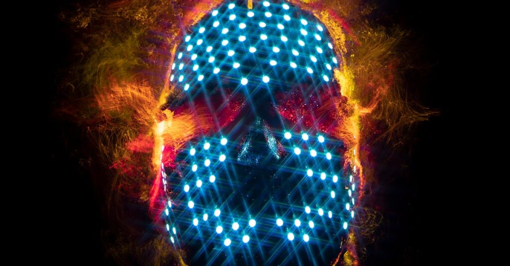 梟と番様の表紙イラストとファンタジー世界のイメージ