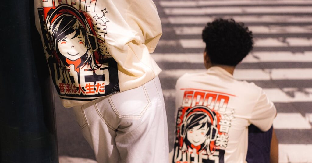 冷静に仲間を支える参謀タイプのアニメキャラの静かな眼差し