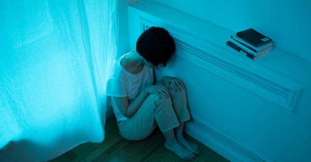 恋に少し疲れてしまった夜、心をそっと抱きしめる時間