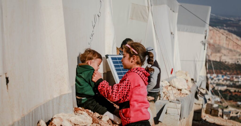 自分の価値を疑いながらも愛されることを受け入れようとするアニメヒロインの感情的なシーン。