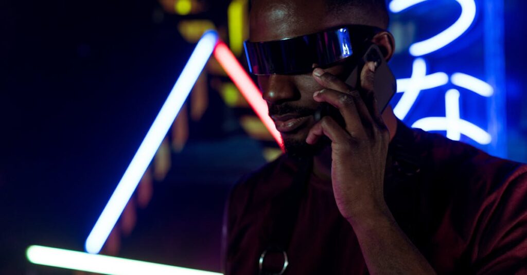 未来の自分が静かに今の自分を導く幻想的な光景の中に立つ人物