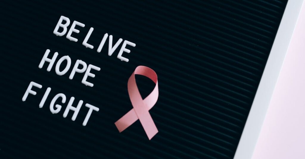 アニメキャラが過去を乗り越えようとする姿に重なる、人生の再スタートを象徴する感動シーン。