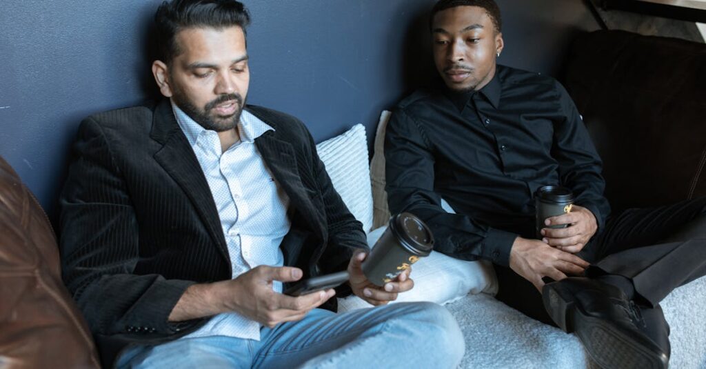 ふと立ち止まり、自分の人生に疑問を抱く女性が窓辺で静かに考え込む様子