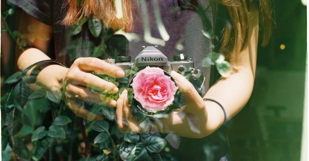 映画『おくりびと』の納棺師が静けさとともに感情を癒す美しいシーン