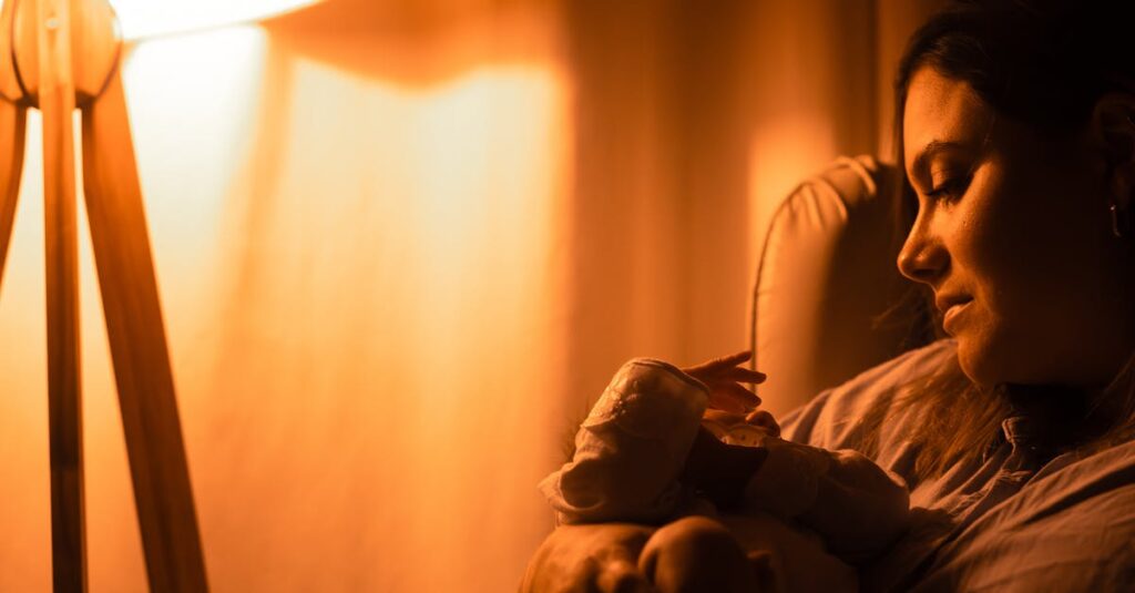 完璧じゃなくても愛される恋人たちの姿、笑顔で寄り添い合う自然体のカップル