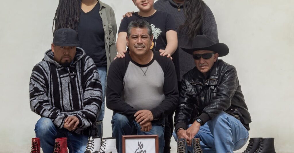 チームメイトとの衝突を乗り越えようとする影山飛雄の真剣な表情を描いた場面