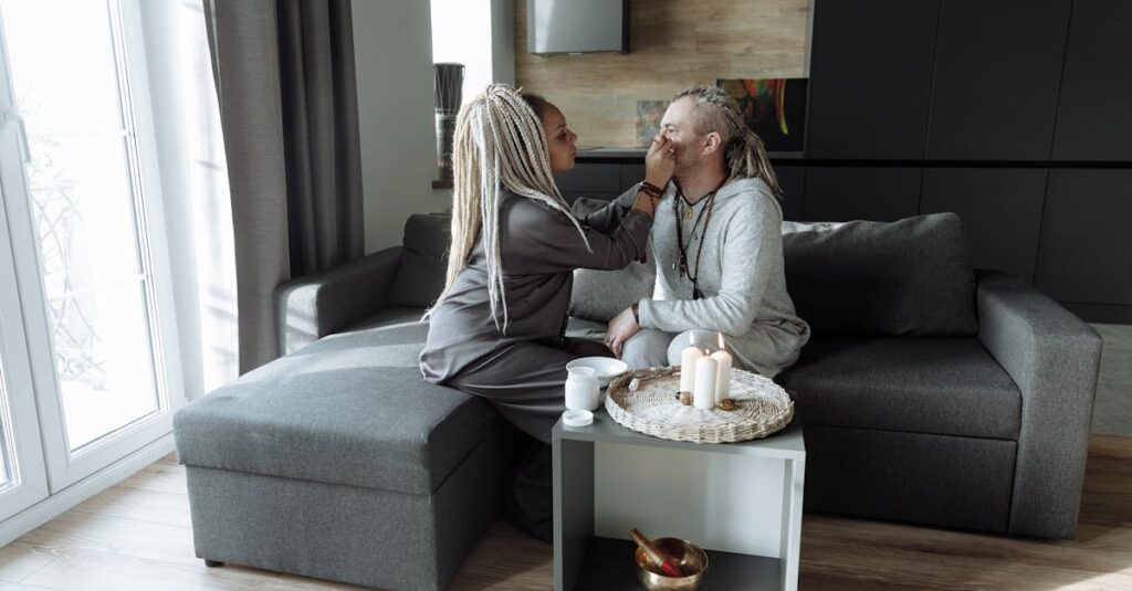 女性が自然と調和するセルフケア時間を過ごしている様子