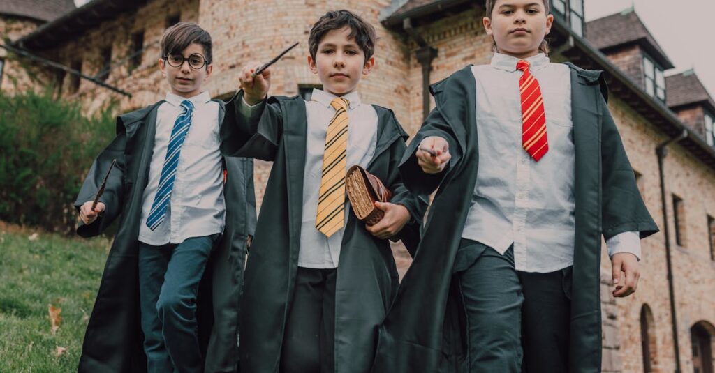 強さの異なる七人の魔法使いたちをランキング形式で紹介するファンタジーキャラクター比較のシーン