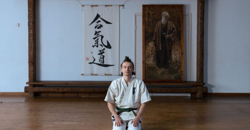 静かに耐え続ける人。その積み重ねが、自分の中の力になっていく。