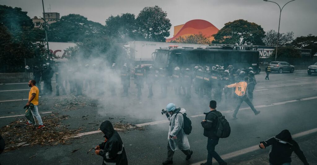 自分の役割が守りでもあり苦しみでもあることに気づいたアニメキャラクター