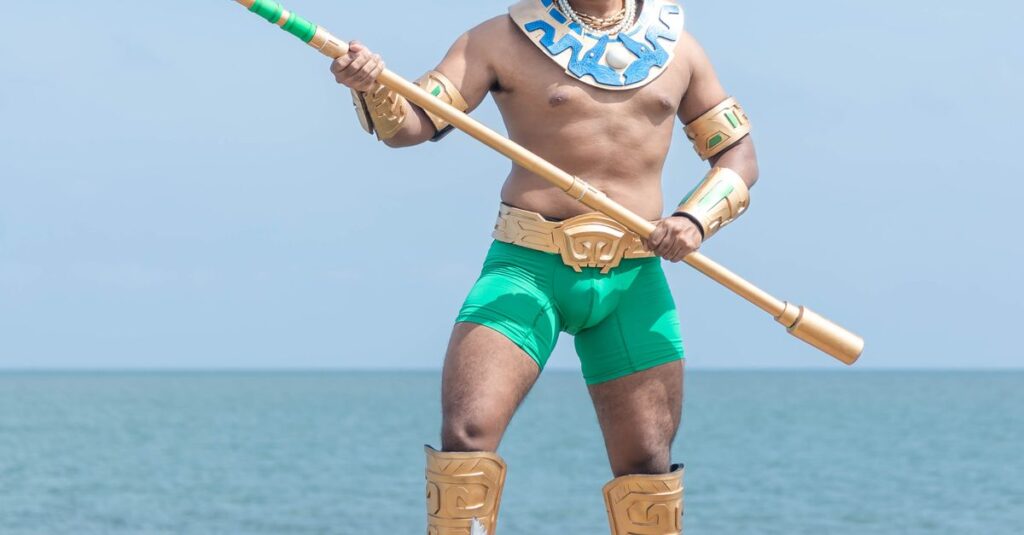 やわらかな光の中で静かに佇む戦士。本当の強さとは何か、その問いをトールズは背中で示していた。