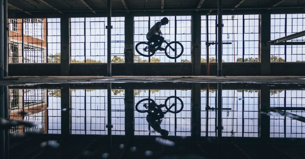 バランスを取る天秤のイメージ。数字というツールと自分の意志のバランスを象徴