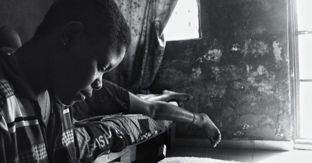 しっかり者として振る舞うフェルンの影に、静かな寂しさが滲む場面