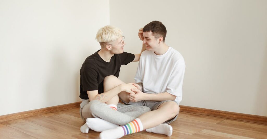 誰かと一緒に幸せを分かち合う関係を築くアニメキャラクター