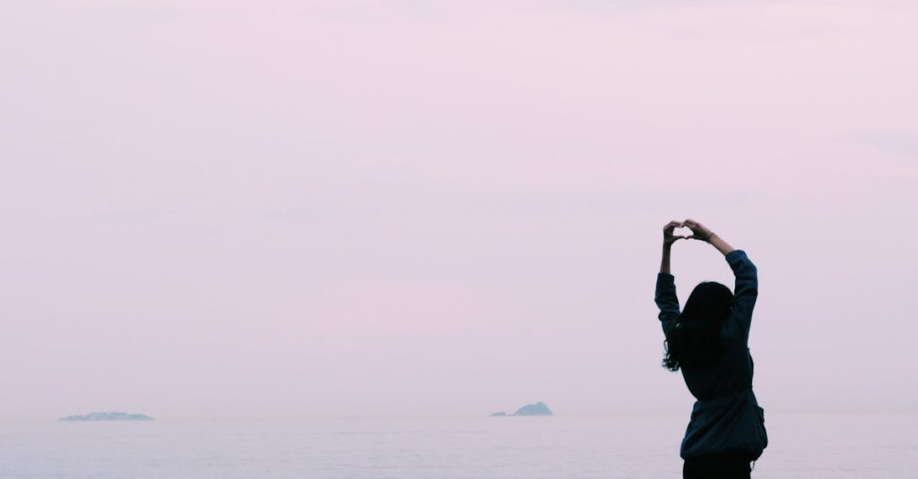 恋を選び、心の橋を渡り新しい自分へ向かうアニメキャラクターのイメージ