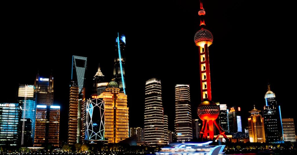 猫猫が静かに目を閉じて思索しているシーン、感情と理性のバランスを象徴する柔らかな光景