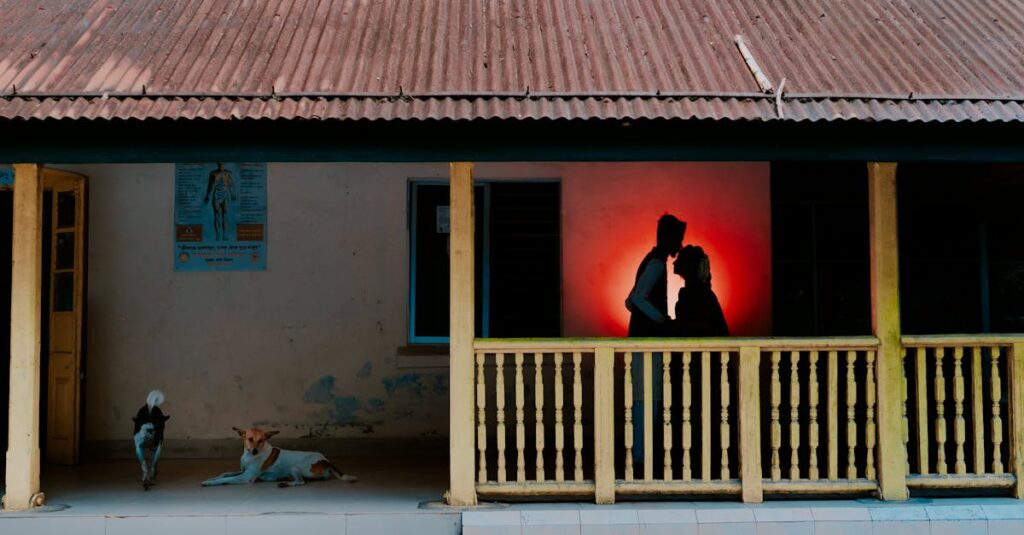 恋愛心理戦を繰り広げるアニメキャラクターのイメージ