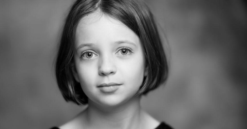 月のようにやさしく静かなアニメキャラのイメージ