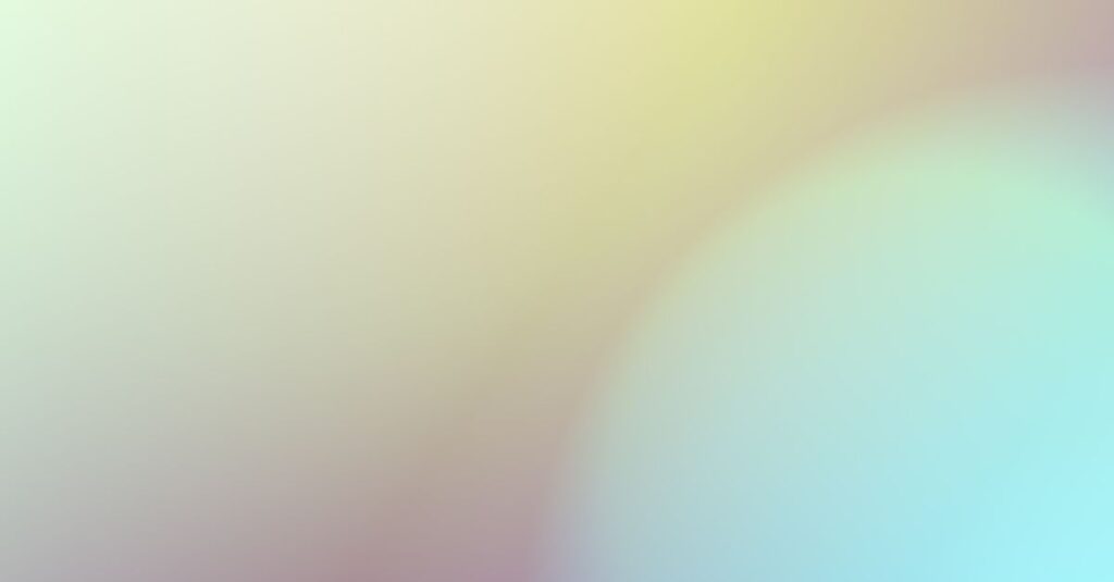 火・地・風・水の四元素が静かに調和する。あなたがどんな人に惹かれるか、星が知っている。
