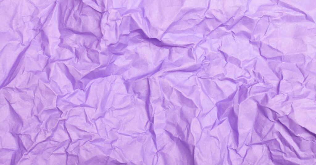 ヴァイオレット・エヴァーガーデンの切ない光と手紙のシーン、心がやすらぐ雰囲気