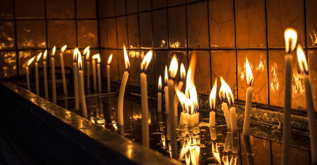 あたたかな光の中で静かに呼吸を整える時間。肩の力を抜くやさしいひととき。